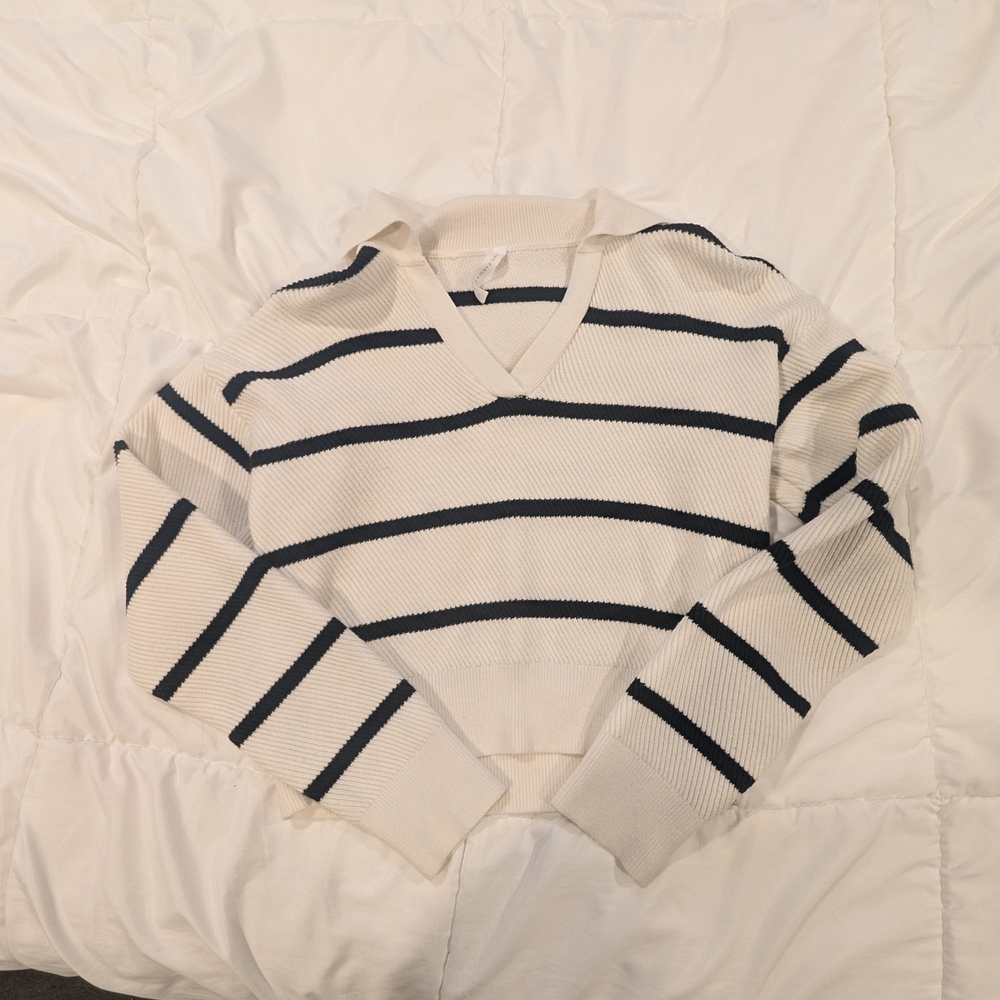 Women's V-Neck Striped Sweater - Cream and Black